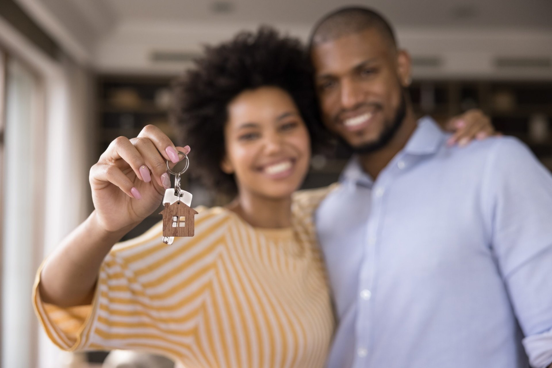these-people-make-$250-an-hour-renting-out-their-homes-for-ads